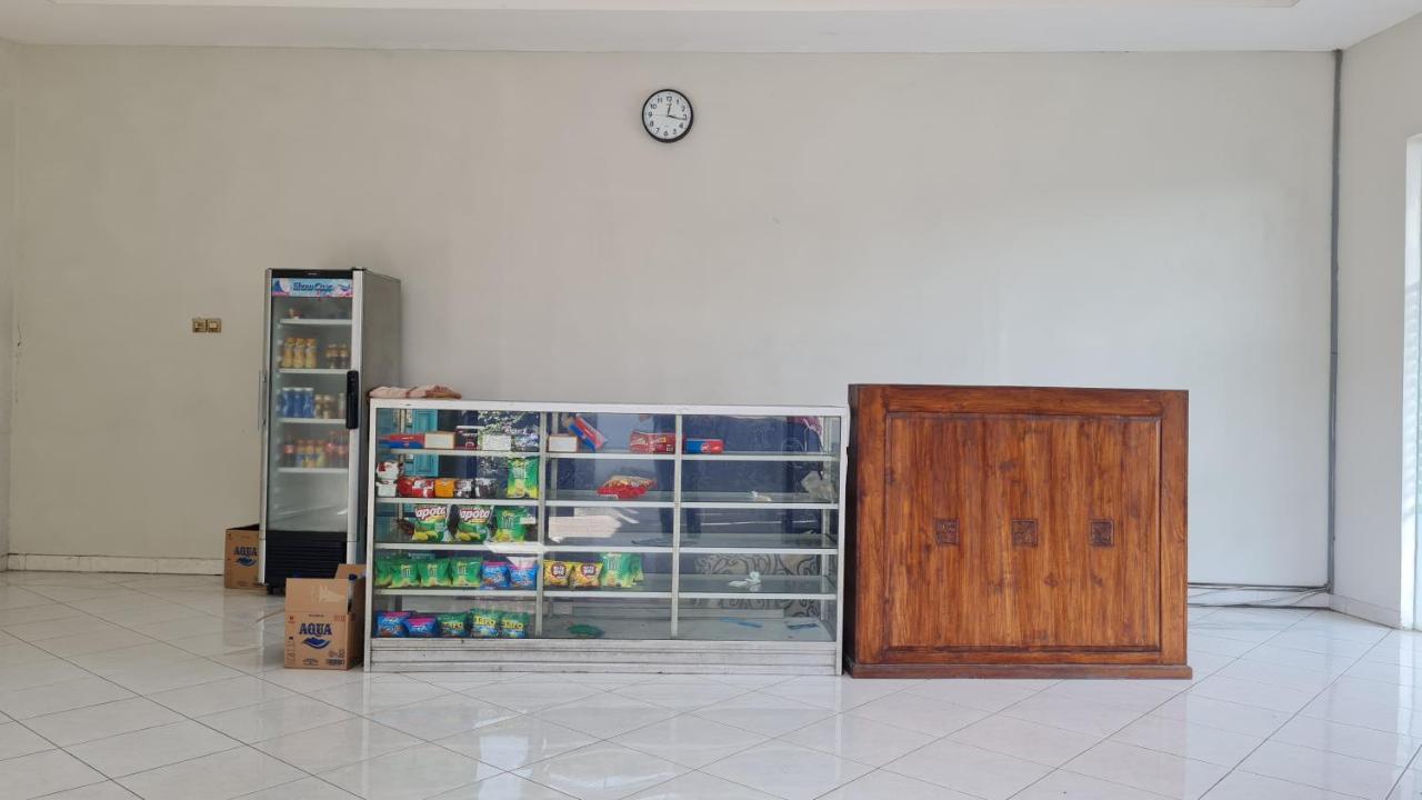 OYO 90831 Hotel Gardenia Prambanan Surakarta  Bagian luar foto