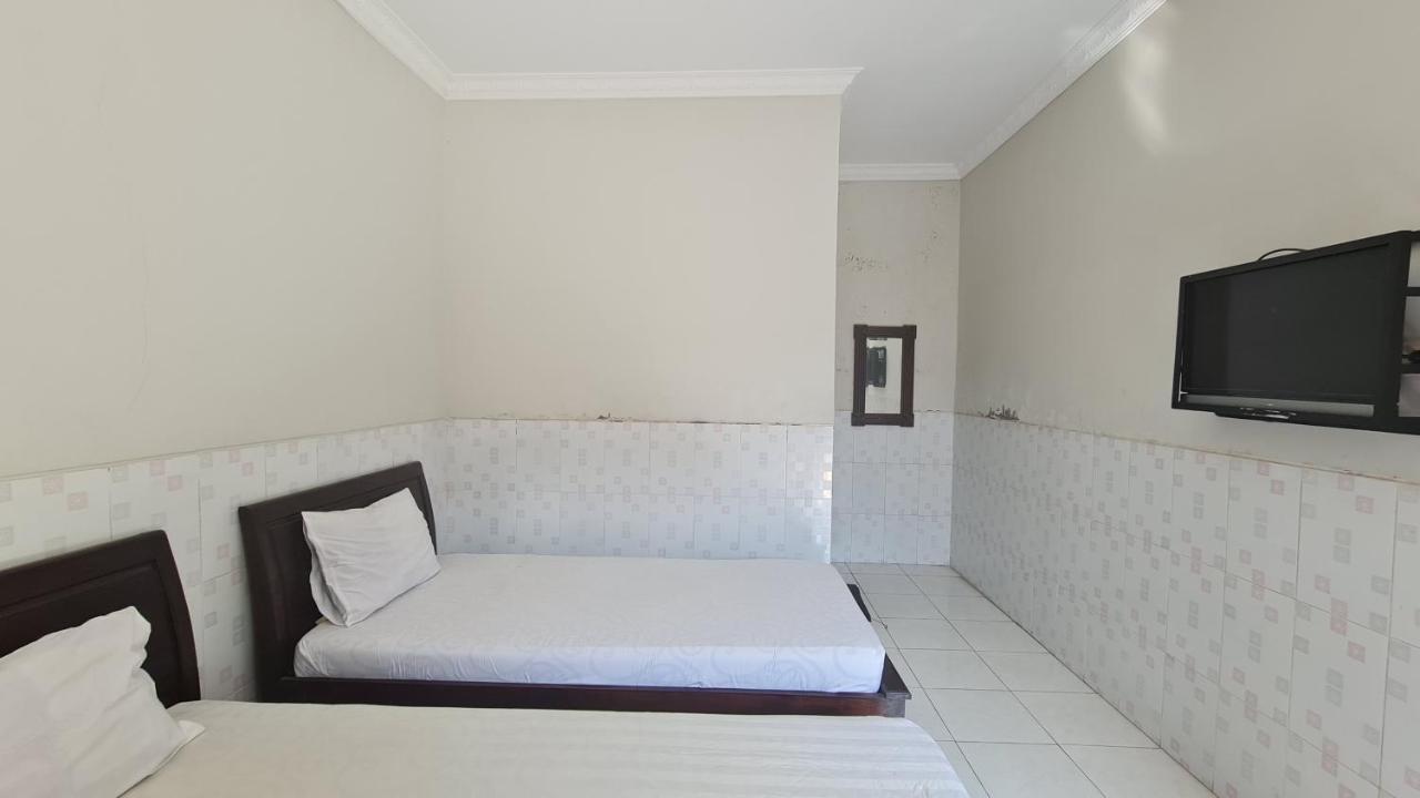 OYO 90831 Hotel Gardenia Prambanan Surakarta  Bagian luar foto